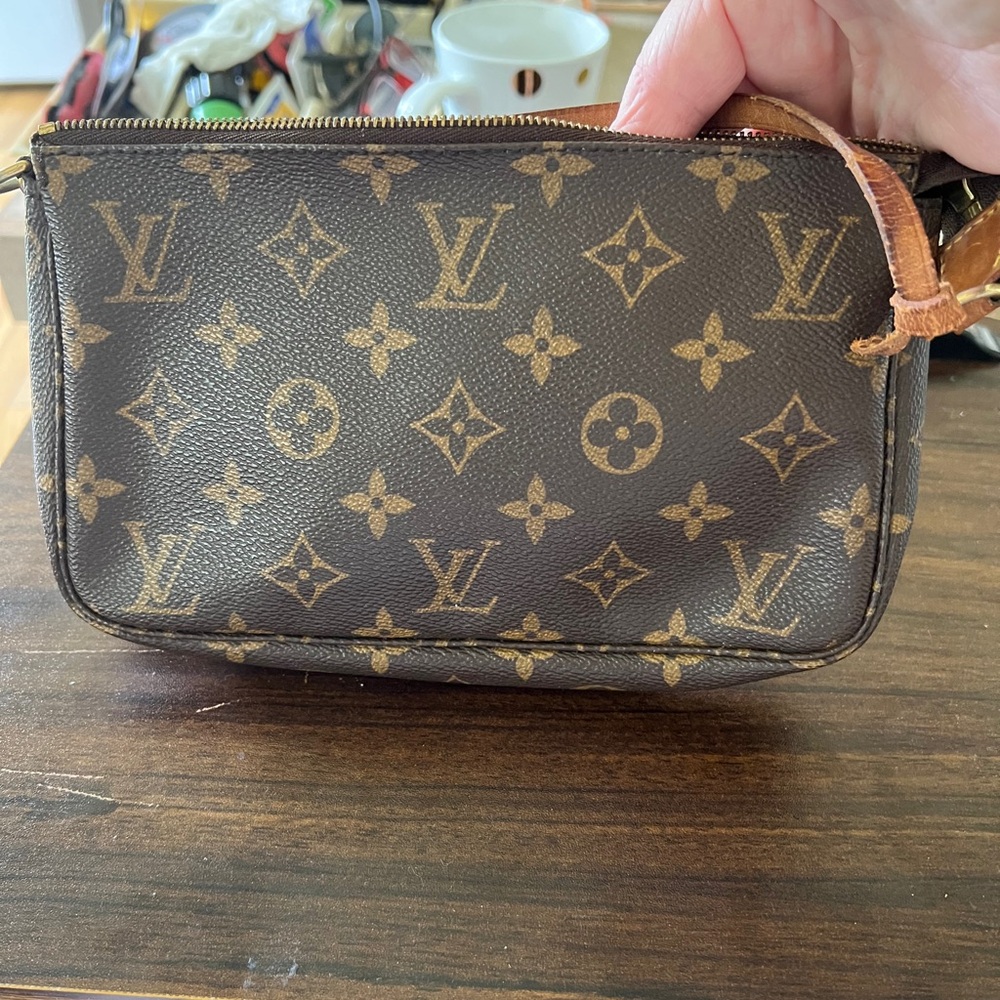 Louis Vuitton Brown and Tan Monogram Clutch
